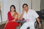Jagjit Singh, Manesha Agarwal at the launch of Manesha Agarwal_s album Padaro Mhare Dess.. in Parel on 2ns May 2011 (2).JPG